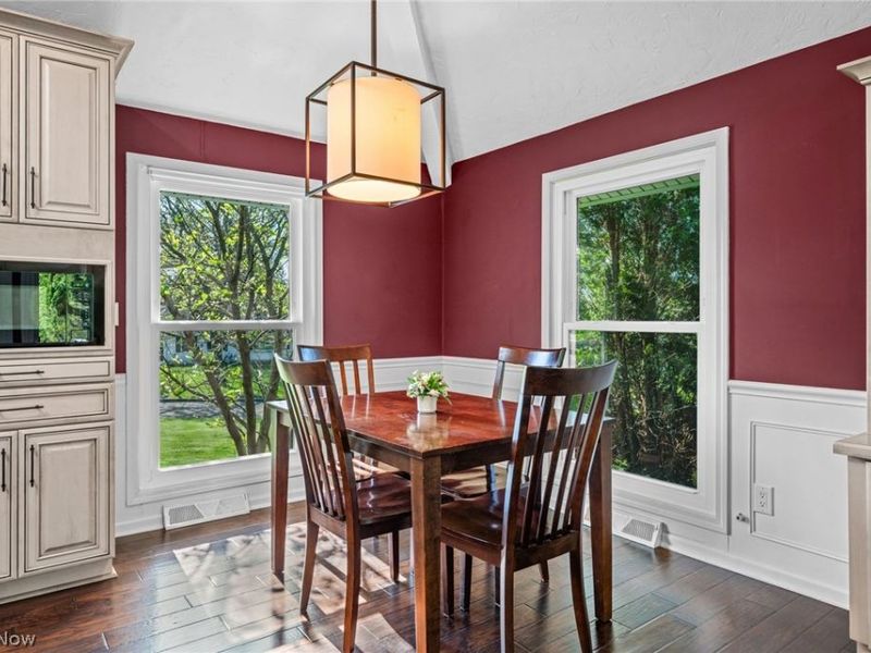 17258 Long Meadow Trail, Chagrin Falls, OH 44023 Photo 7