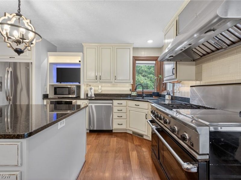 37811 Century Lane, Avon, OH 44011 Photo 15
