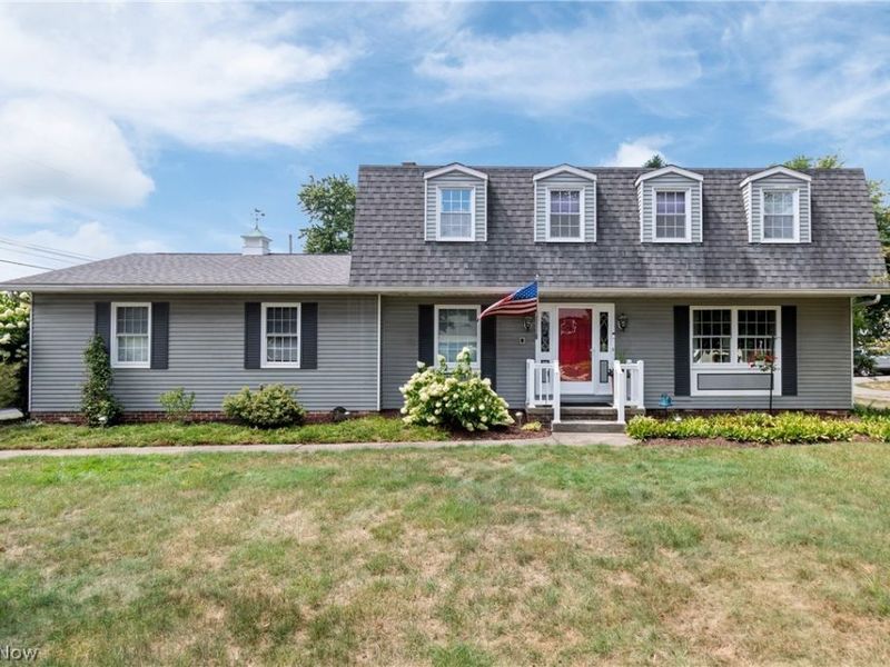 5507 Foxboro Avenue NW, Canton, OH 44718 Photo 2