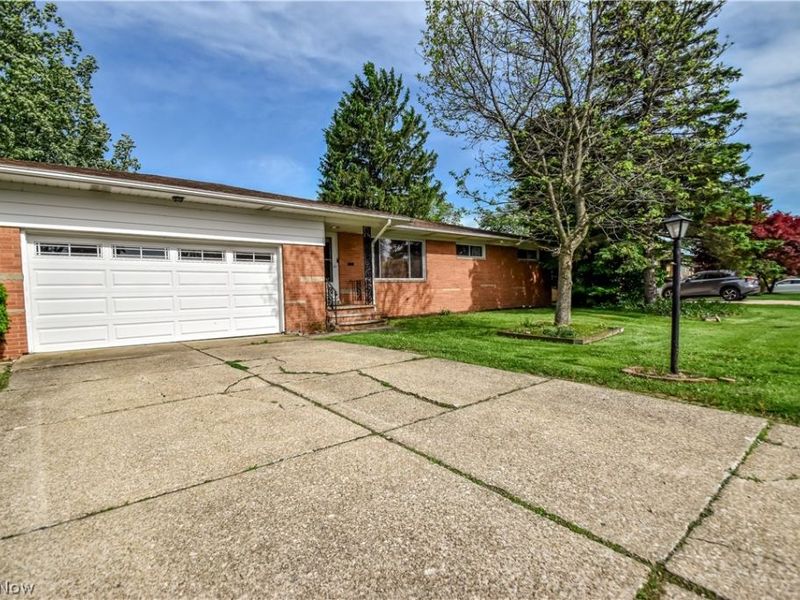 7815 Parmaview Lane, Parma, OH 44134 Photo 34