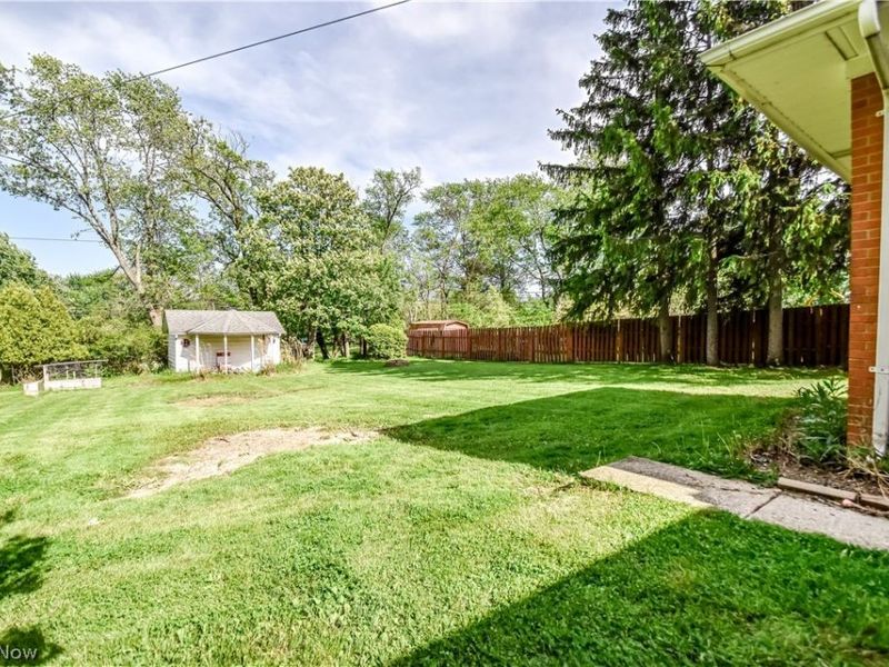 7815 Parmaview Lane, Parma, OH 44134 Photo 36