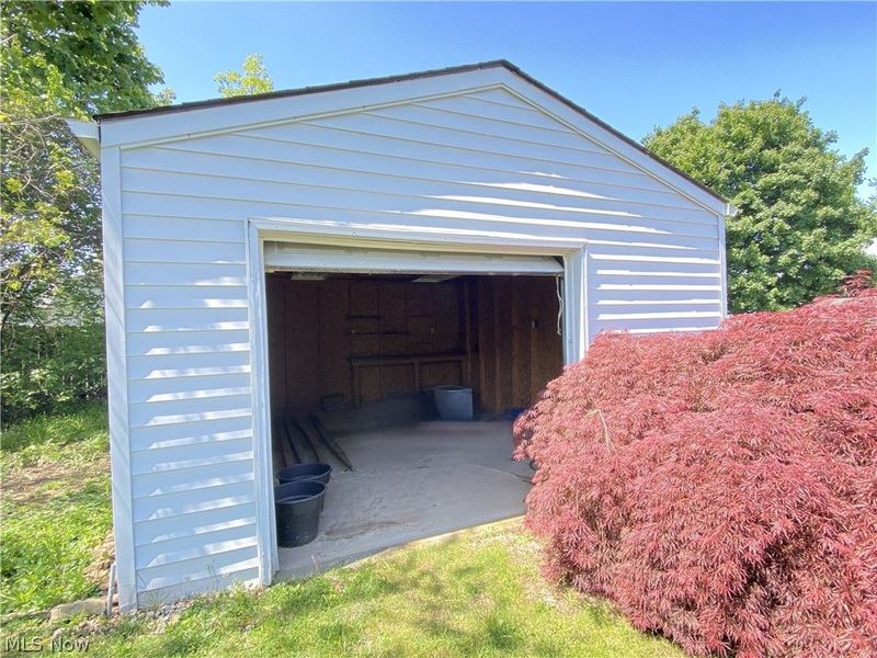 578 FIELDSTONE Drive , Amherst, OH 44001 Photo 34