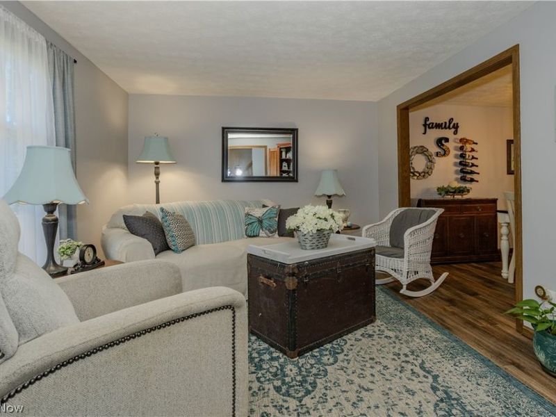 11805 Meadowlane Avenue NW, Uniontown, OH 44685 Photo 12
