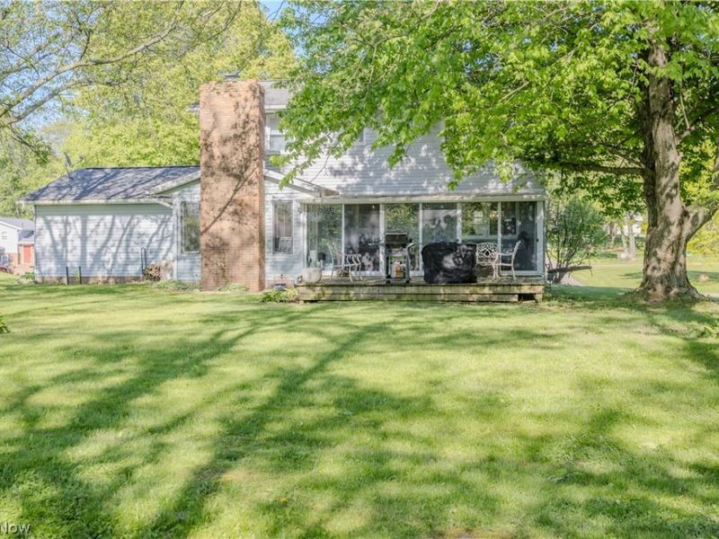 11805 Meadowlane Avenue NW, Uniontown, OH 44685 Photo 6