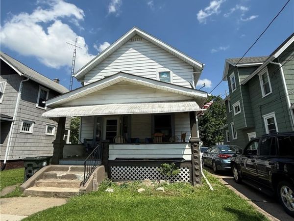 1020 Bedford Avenue SW, Canton, OH 44710