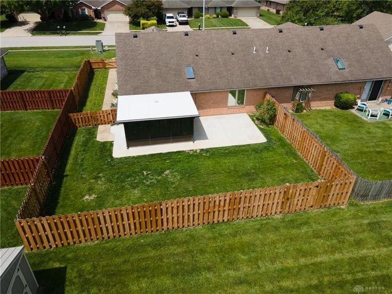 1990 Swallowtail Court, Englewood, OH 45315 Photo 7