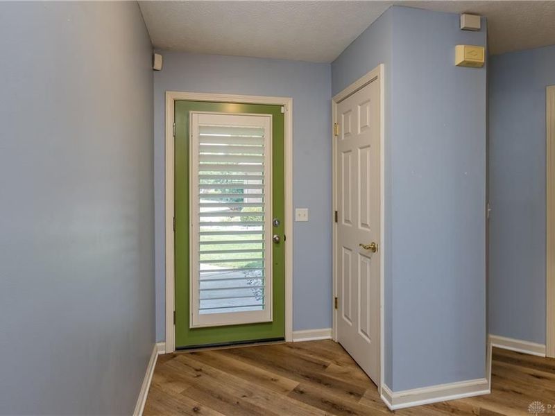 1990 Swallowtail Court, Englewood, OH 45315 Photo 9