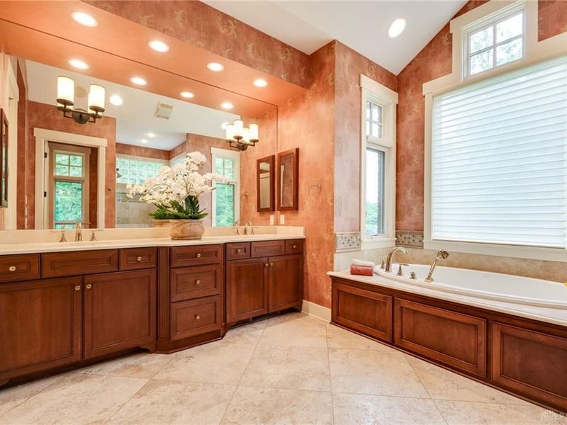 1941 Amys Ridge Court, Beavercreek, OH 45434 Photo 40