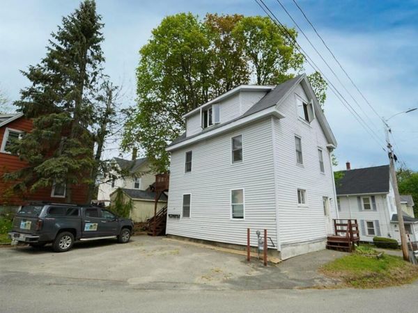 15 Grace Court , Bangor, ME 04401