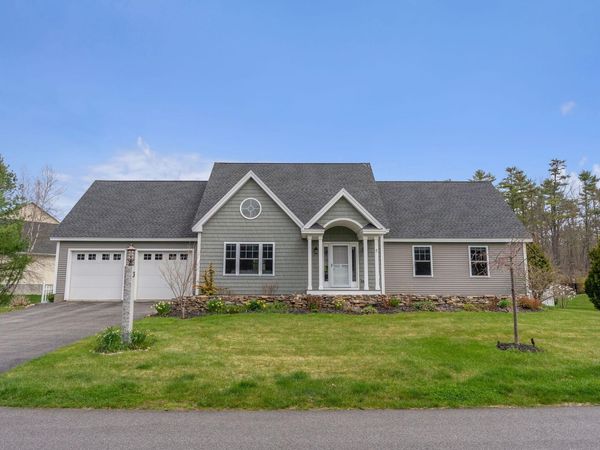 3 Chestnut Lane , Kennebunk, ME 04043