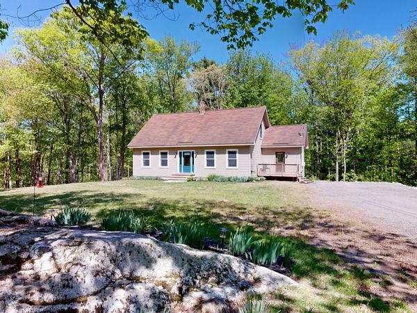 671 Meadow Road, Topsham, ME 04086