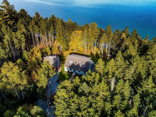 779 Paul Bunyan Road , Gouldsboro, ME 04607