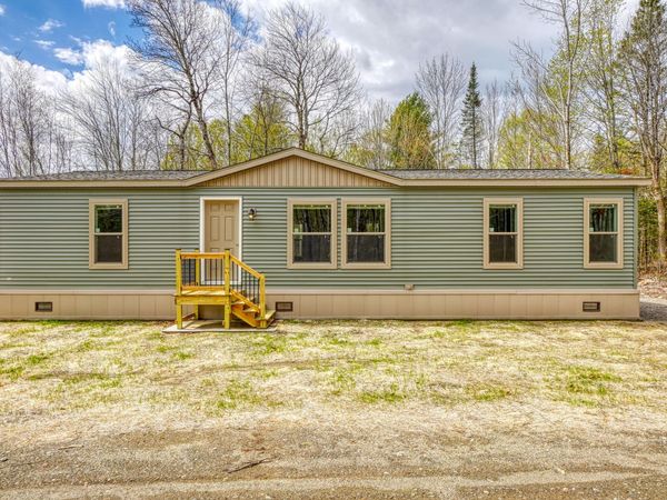 12 Country View Lane , Freedom, ME 04941