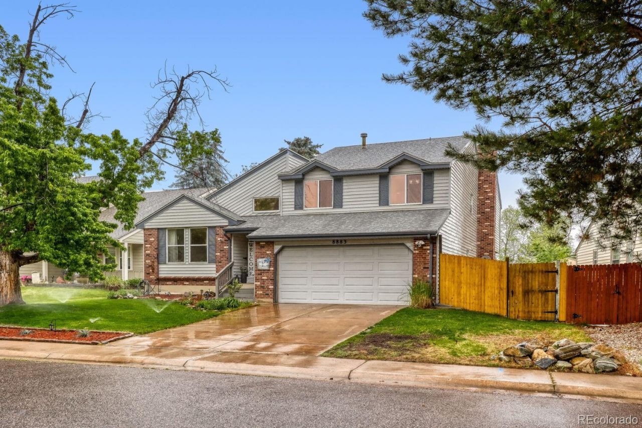 8883 W Quarto Avenue, Littleton, CO 80128 Main Photo