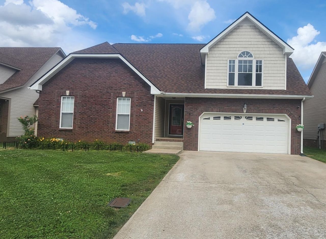 2945 Brewster Drive, Clarksville, TN 37042 Main Photo