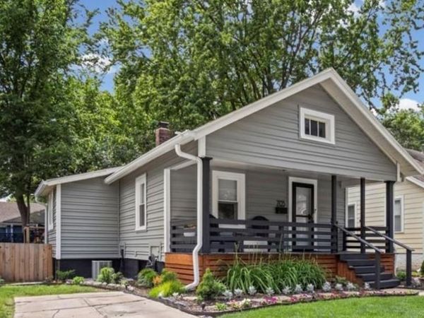 703 W 77th Street, Kansas City, MO 64114