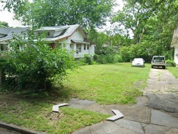 5404 Garfield Avenue, Kansas City, MO 64130