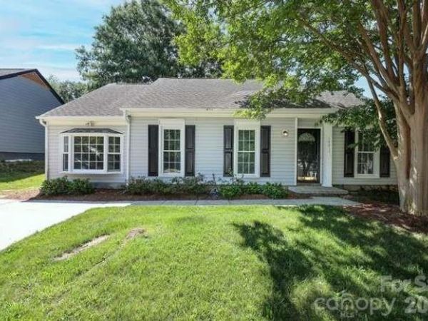 14011 Eden Court , Pineville, NC 28134