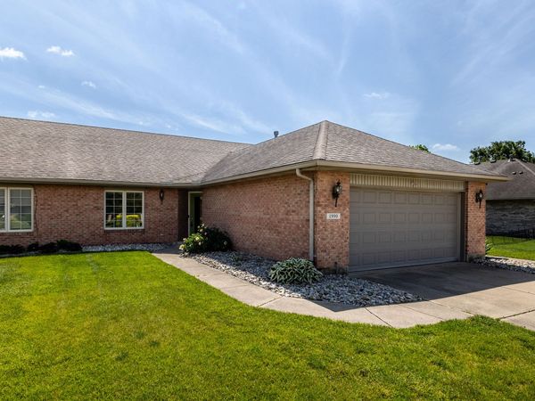 1990 Swallowtail Court, Englewood, OH 45322