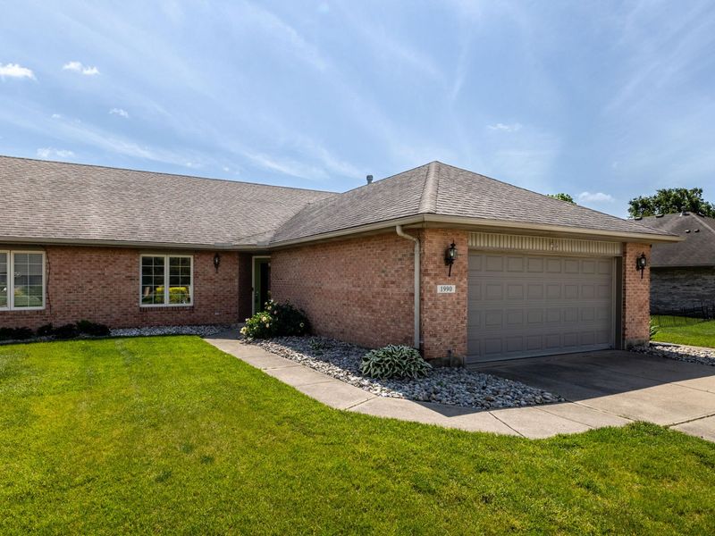 1990 Swallowtail Court, Englewood, OH 45322 Photo 1