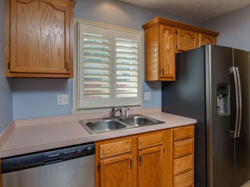 1990 Swallowtail Court, Englewood, OH 45322 Photo 14