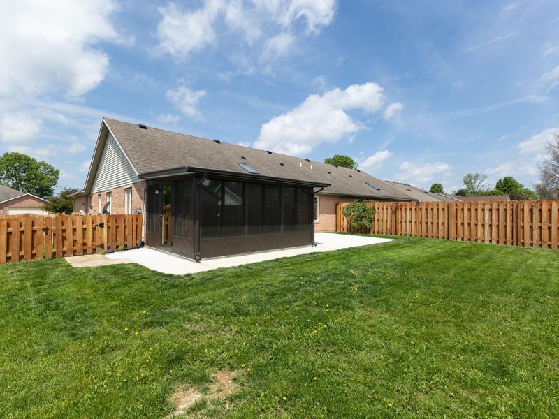 1990 Swallowtail Court, Englewood, OH 45322 Photo 4