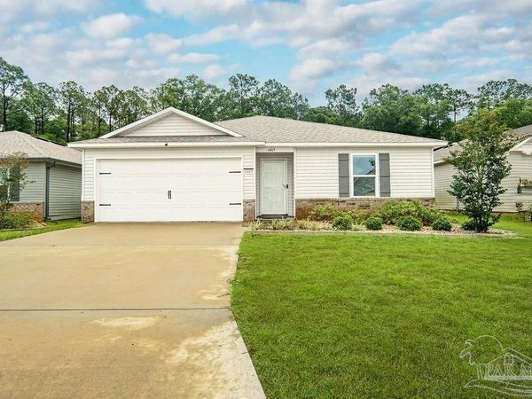 6469 June Bug Dr, Milton, FL 32583