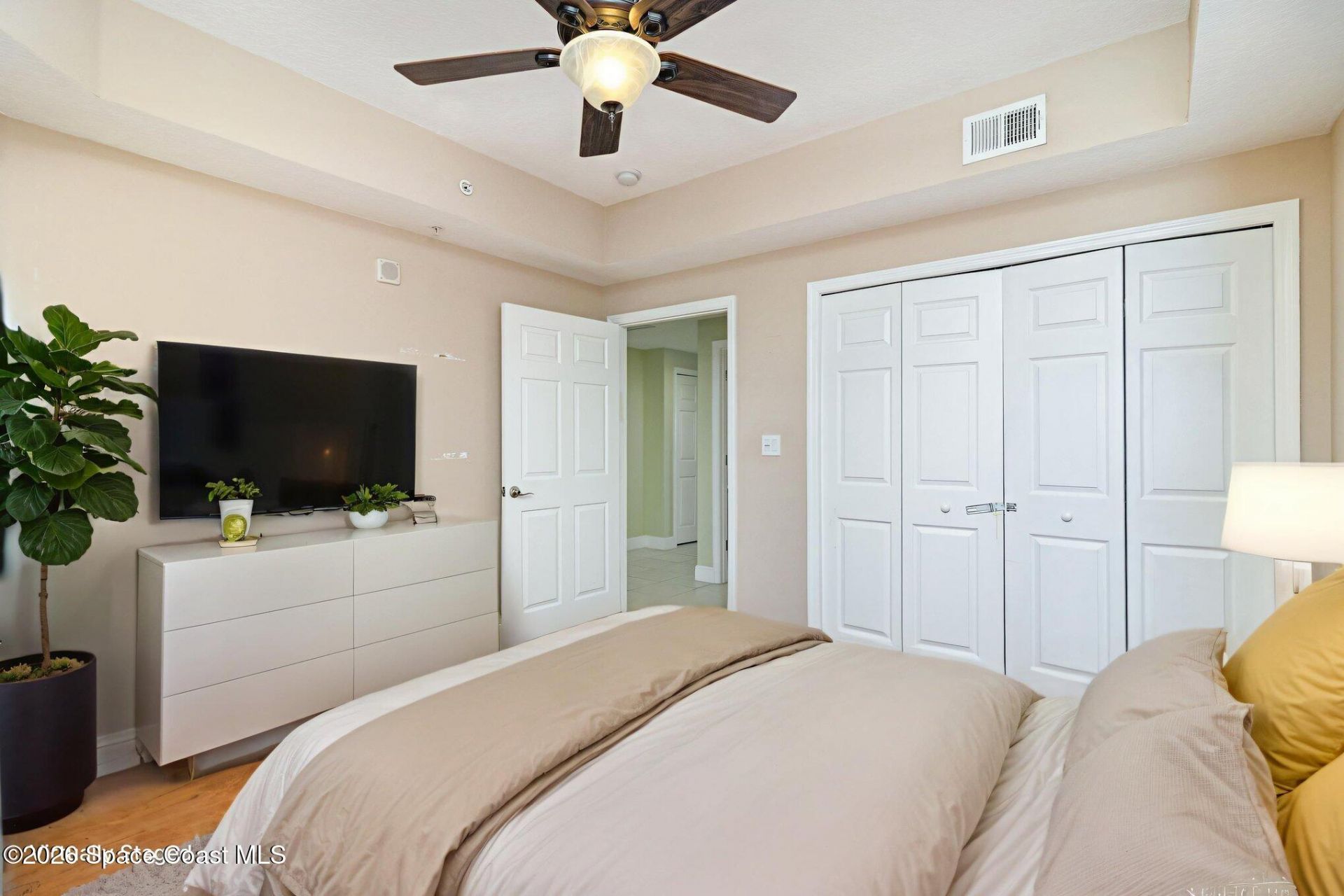 1211 E New Haven Avenue , Unit 402, Melbourne, FL 32901 Photo