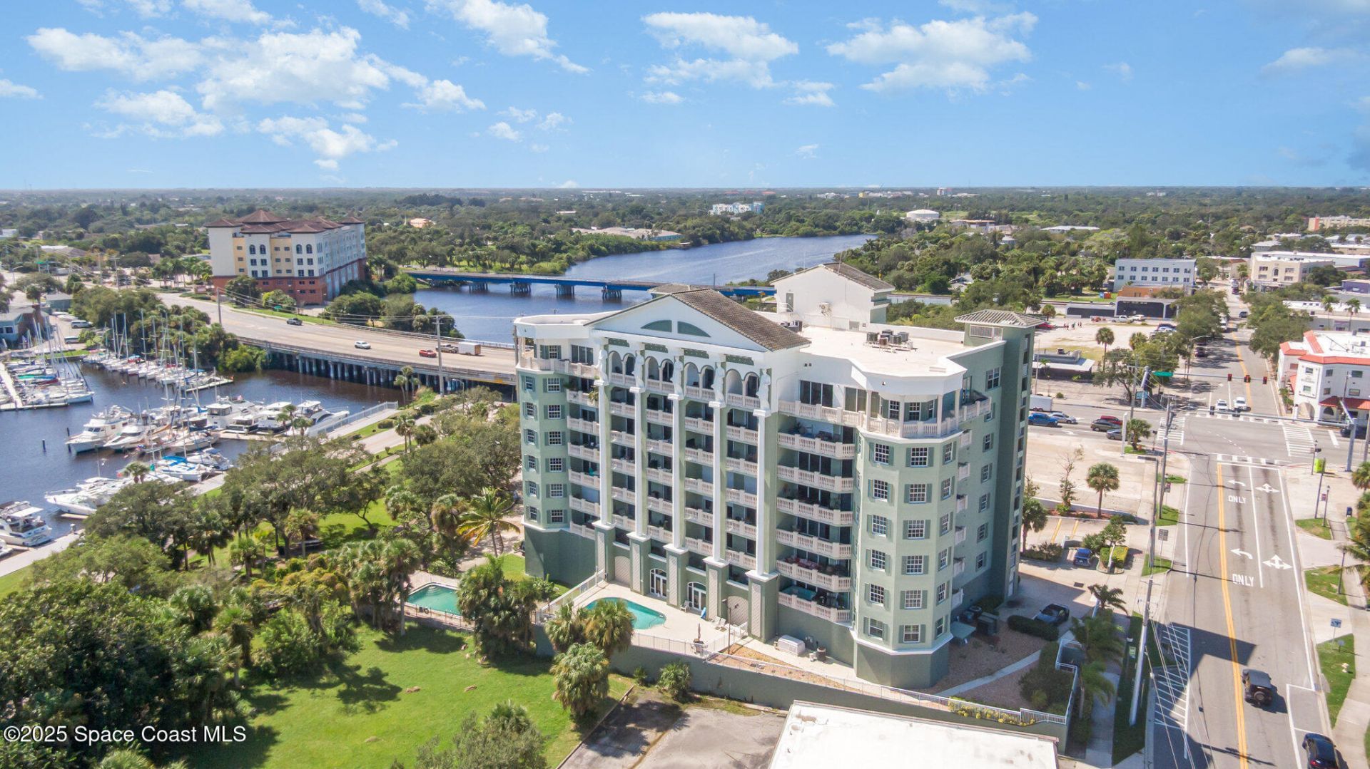 1211 E New Haven Avenue, Unit 402, Melbourne, FL 32901 Photo