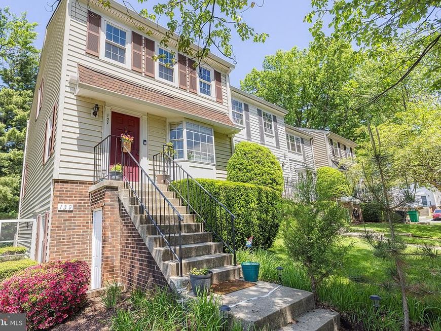 137 Bent Twig Lane, Unit 314, Gaithersburg, MD 20878 Main Photo