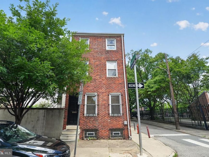427 Queen Street, Philadelphia, PA 19147 Main Photo