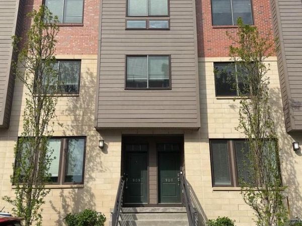 909 LAKEVIEW COURT, Unit 909, KING OF PRUSSIA, PA 19406