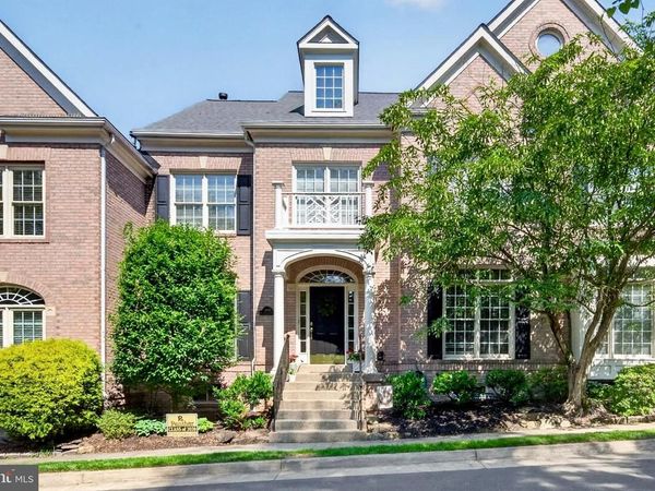 3980 BALLYNAHOWN CIRCLE, FAIRFAX, VA 22030