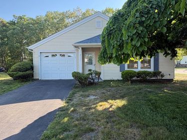 2 ELM COURT , BARNEGAT, NJ 08005