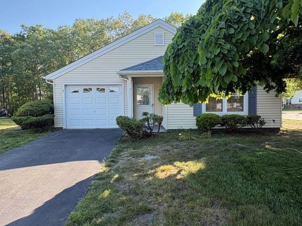 2 ELM COURT , BARNEGAT, NJ 08005