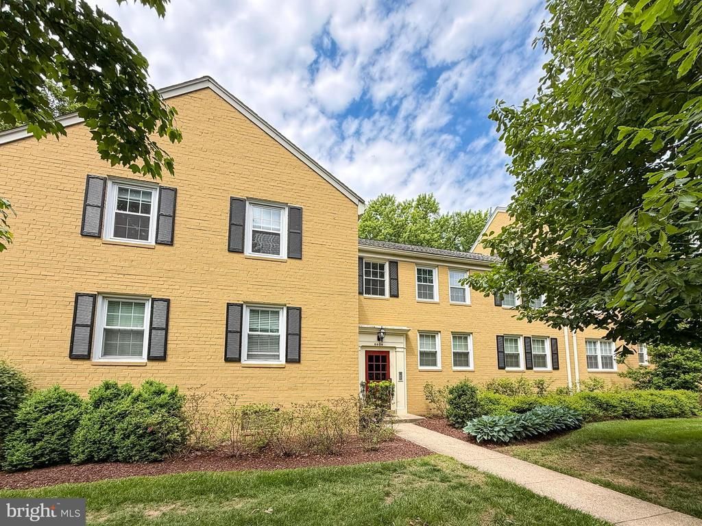 6606 10th Street , Unit A2, Alexandria, VA 22307 Main Photo