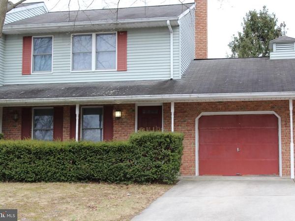 2103 FOXFIRE DRIVE, MECHANICSBURG, PA 17055