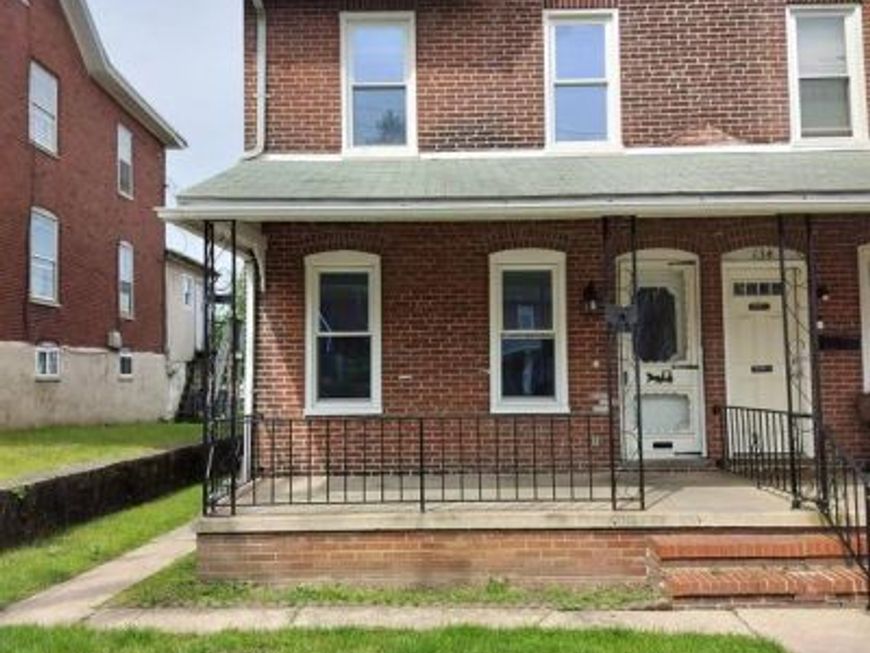 136 S 4th Avenue, Coatesville, PA 19320 Main Photo