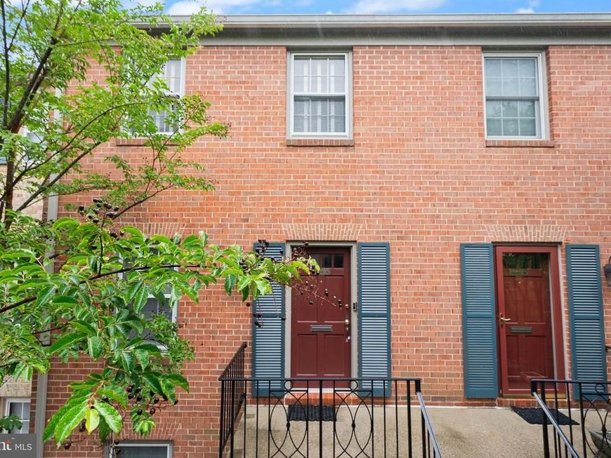 1642 Beekman Place Nw, Unit A, Washington, DC 20009 Main Photo