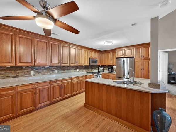 6 TYLER FALLS COURT, Unit B, BALTIMORE, MD 21209