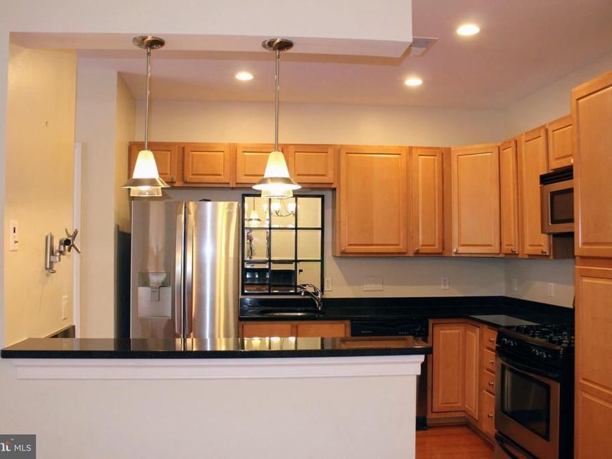38 Maryland Avenue, Unit 335, Rockville, MD 20850 Main Photo