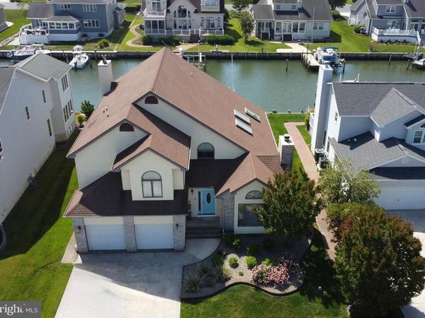 10 STACY COURT , OCEAN PINES, MD 21811