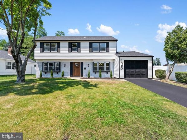 135 MIDDLEBURY LANE , WILLINGBORO, NJ 08046
