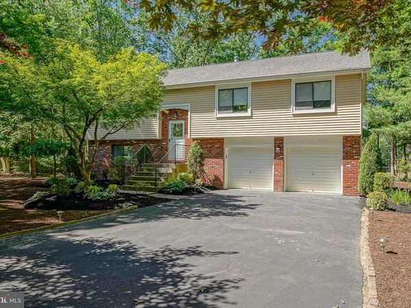 26 WASHBURNE AVENUE, BERLIN, NJ 08009