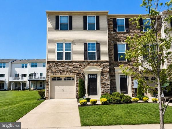 113 VILLAGE GREEN LANE , SICKLERVILLE, NJ 08081
