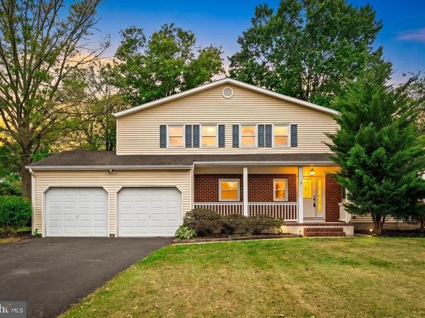 11 WOLFPACK ROAD , HAMILTON, NJ 08619