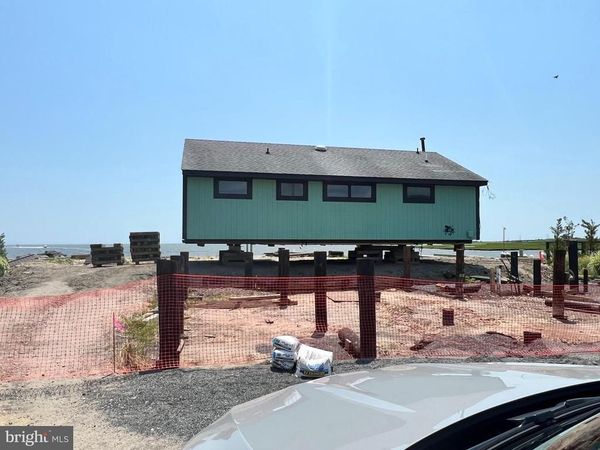 48 PARKER ROAD, TUCKERTON, NJ 08087