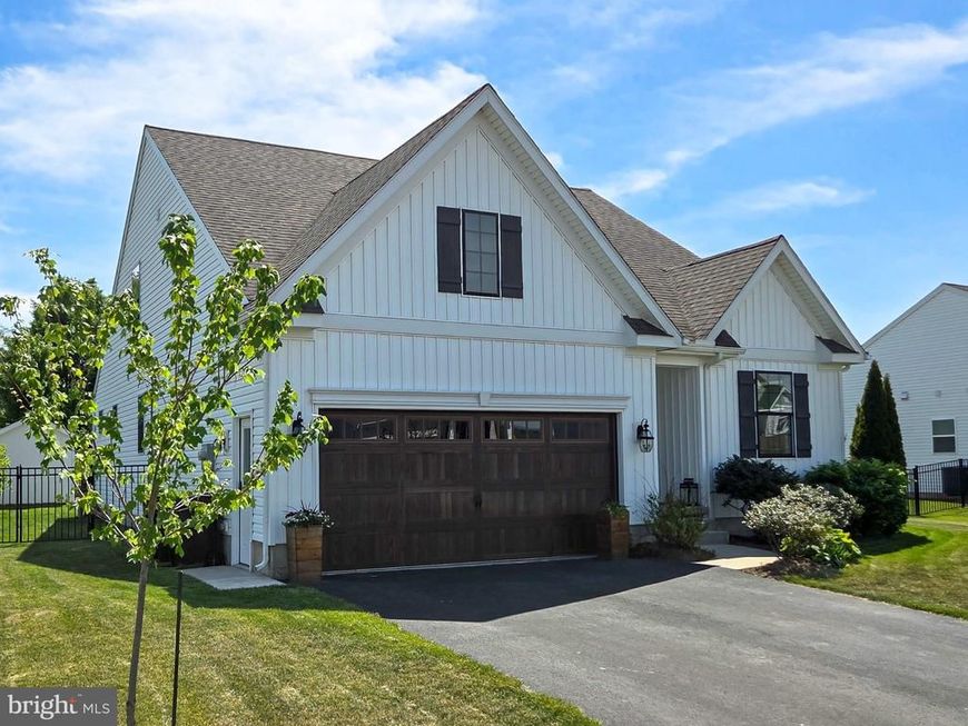 24 Sovereign Drive , Douglassville, PA 19518 Main Photo