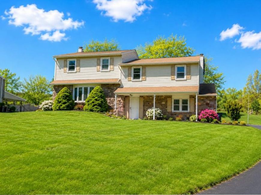 647 Middle Holland Road , Southampton, PA 18966 Main Photo