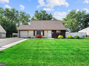 119 HARVEST ROAD, LEVITTOWN, PA 19056